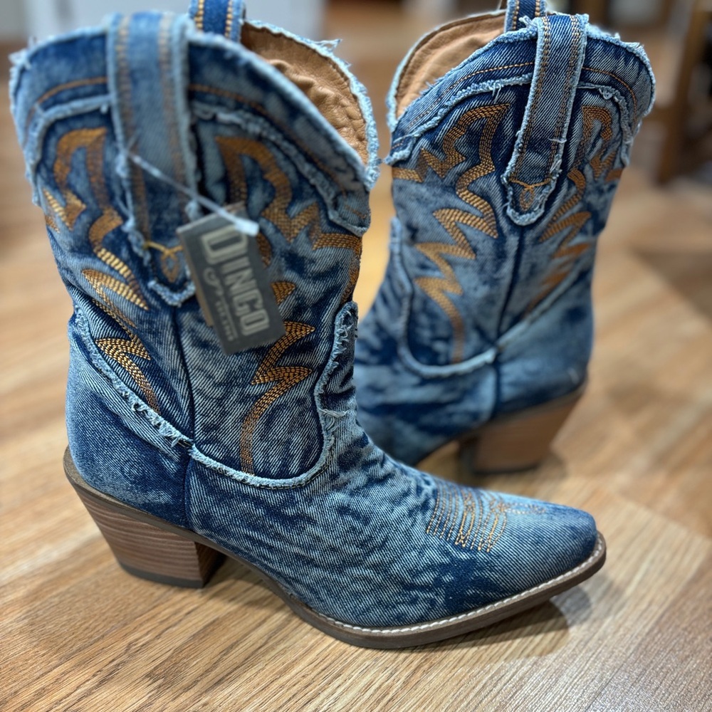 Dingo Blue and Brown Heeled Boots